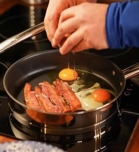 Shepherds Hut In Countryside Near Bath And * Bristol