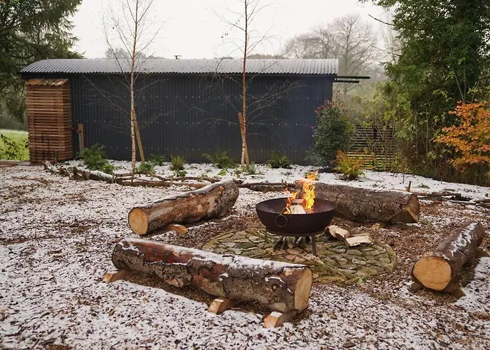 Horská chata Shepherds Hut In Countryside Near Bath And